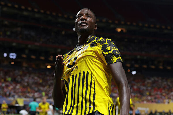 Borussia Dortmund avanza en el Mundial de Clubes tras vencer a Monterrey