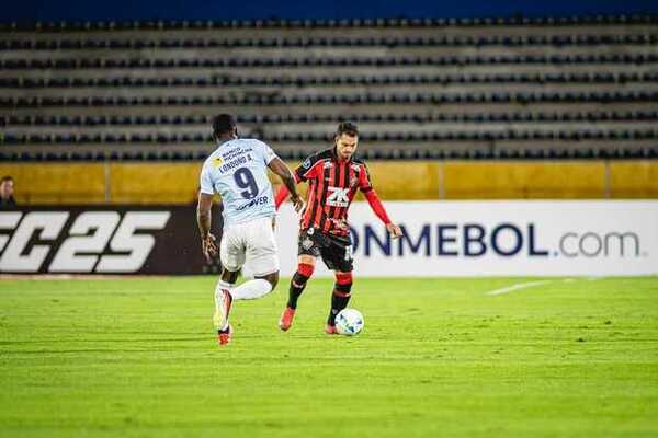Universidad Catlica Extiende Racha Invicta Tras Vencer a Vitria en Copa Sudamericana