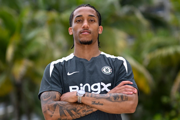 Chelsea completa el fichaje de Joo Pedro