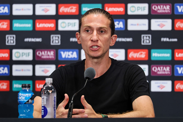 Filipe Lus reconoce la superioridad del Bayern: 'Pas quien mereca pasar'